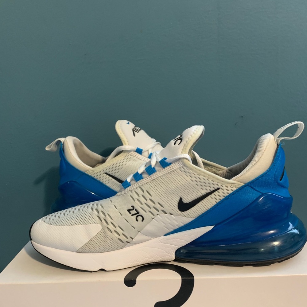 Nike Men’s Airmax 270 white and blue